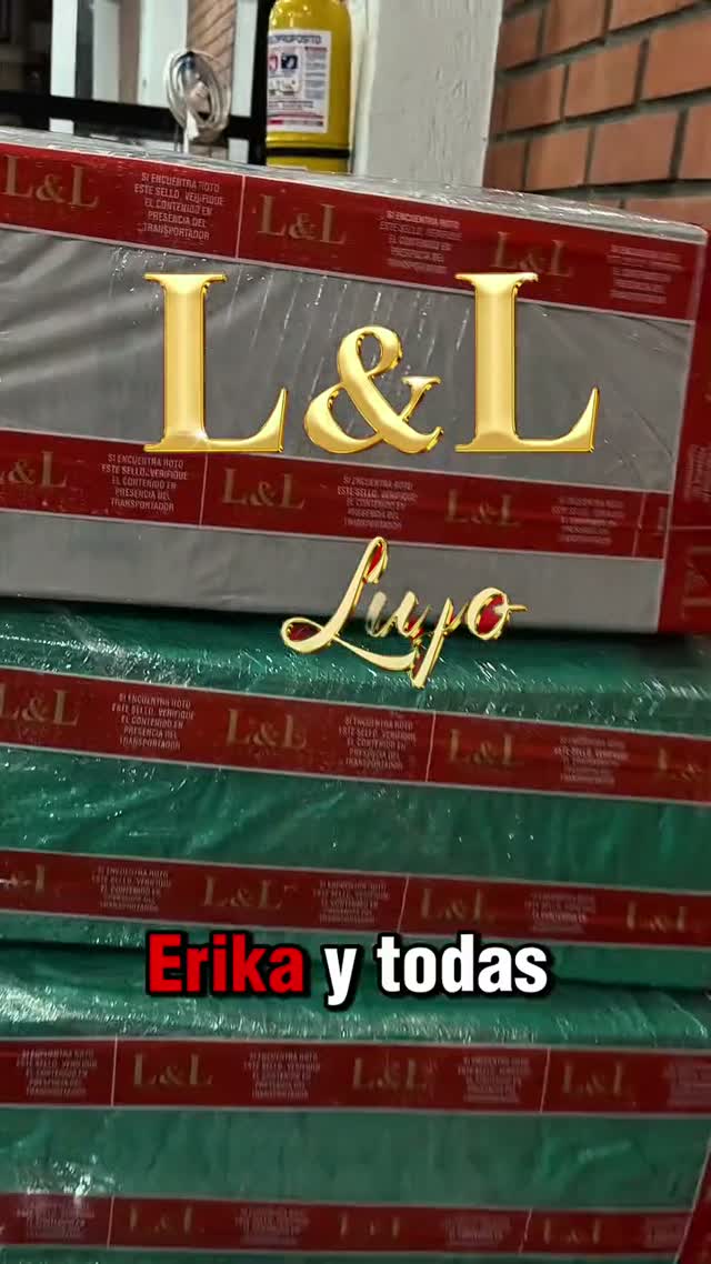 Erika Ramírez exportando pedidos de mayoreo L&L Jeans a Estados Unidos